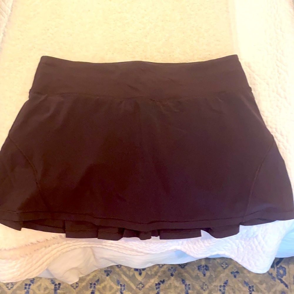 Lululemon circuit breaker tennis skort